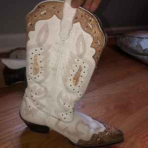 Size 8 1/2 Laredo Boot